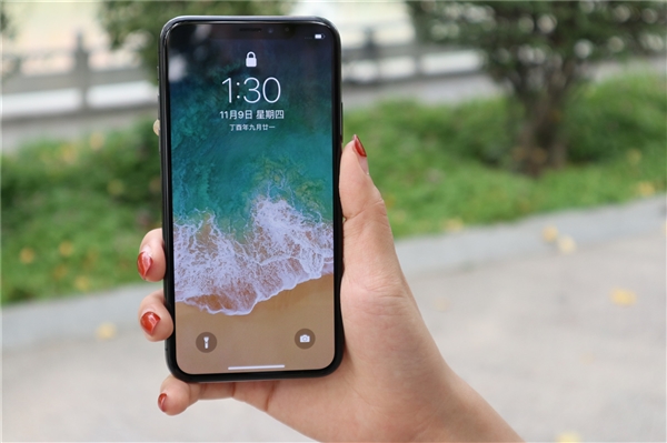 “iPhone鬧鐘不會識別調(diào)休”多次上熱搜！蘋果官方客服回應(yīng)