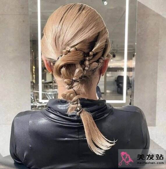 時尚好看扎發(fā)發(fā)型范本 款款不重樣趕緊收藏