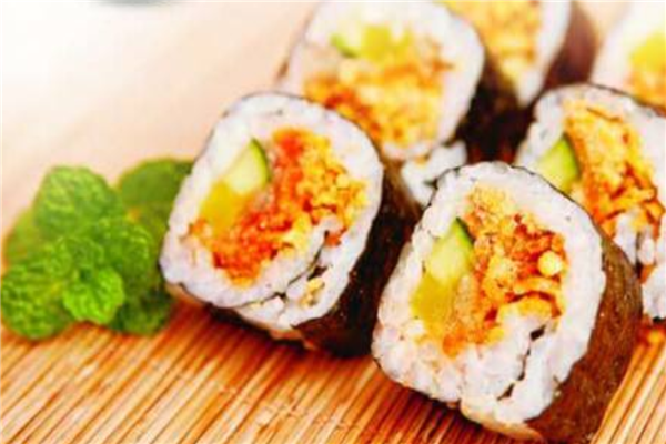 國內(nèi)最好的日本料理學(xué)院