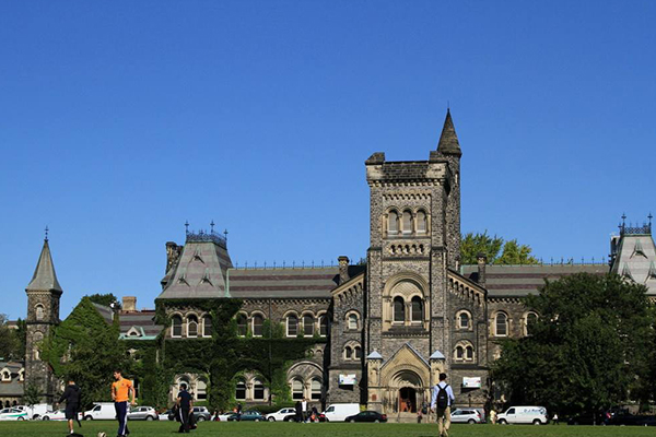 加拿大十大名校世界排名 渥太華大學(xué)上榜，第一是古老與現(xiàn)代的融合