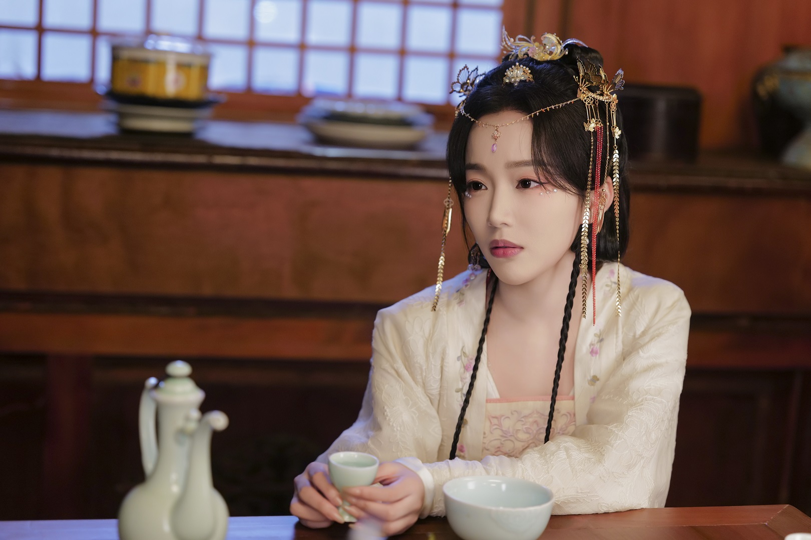 古裝互動(dòng)游戲《許愿，我要帶她們回現(xiàn)代》公布發(fā)售日