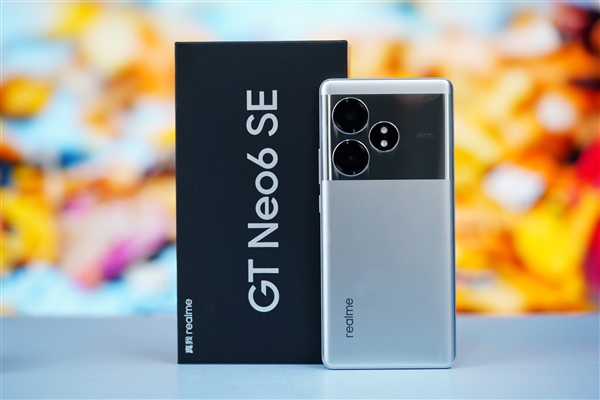 6000尼特無雙屏！realme真我GT Neo6 SE圖賞