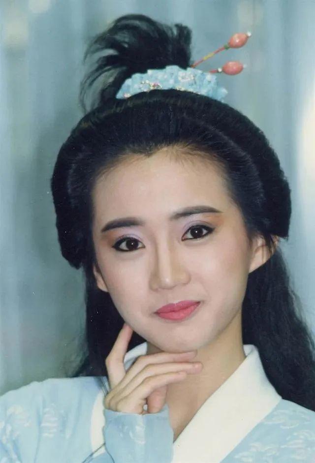 美尼姑 曾紅遍南北，搭檔梁朝偉，賈靜雯給她做配，卻突然出家（美尼姑曾紅遍南北）(23)