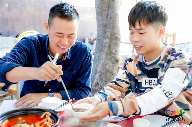 珠海外伶仃島有啥美味 這群美食評(píng)審團(tuán)都給你挑出來(lái)了（珠海外伶仃島有啥美味）(3)