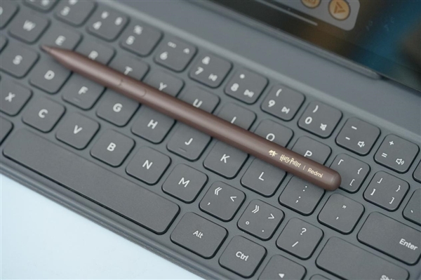全球首款哈利波特平板！Redmi Pad Pro哈利波特版圖賞