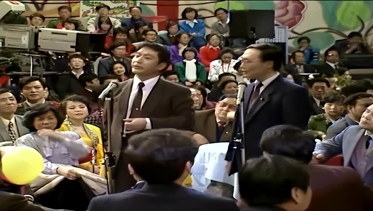 相聲十大經(jīng)典完整版（春晚歷史十大經(jīng)典相聲盤點） 14