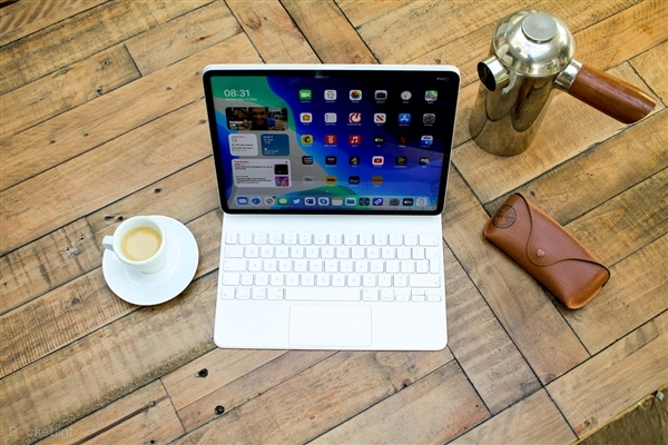 史上大、貴iPad Air即將登場(chǎng)：搭載12.9英寸Mini LED屏