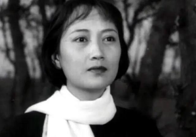 王曉棠 上世紀(jì)家喻戶曉的女將軍，60后們的女神，如今卻少有人知（上世紀(jì)家喻戶曉的女將軍）(6)
