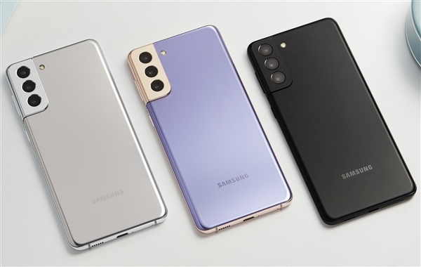 Galaxy S21/S22系列屏幕翻車出綠線！三星印度宣布免費(fèi)換屏