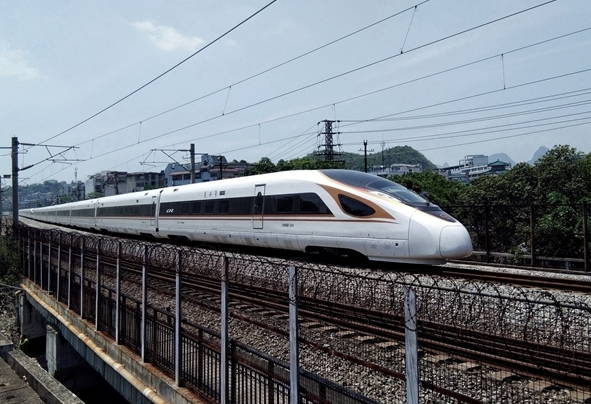 12306強(qiáng)調(diào) 從未授權(quán)第三方平臺(tái)發(fā)售火車票