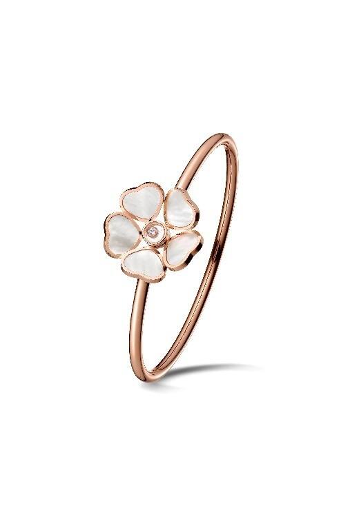 演員任敏佩戴Chopard蕭邦珠寶臻品出席活動(dòng)