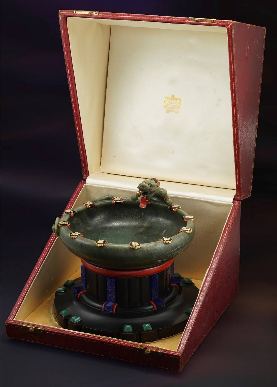 富藝斯隆重呈獻(xiàn)一組源于裝飾藝術(shù)時期之博物館級卡地亞座鐘