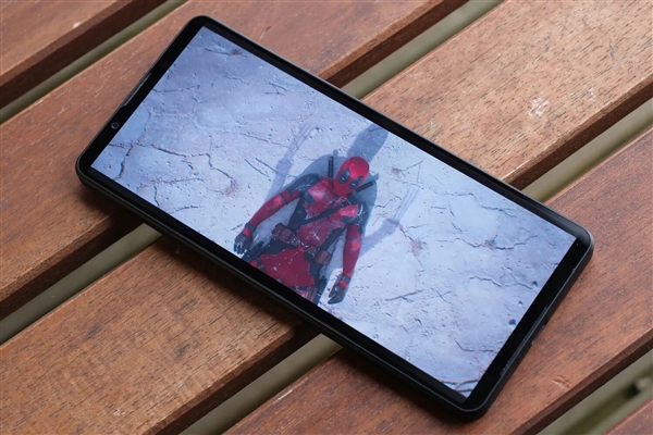 售價過萬！索尼Xperia 1 VI圖賞：無挖孔全面屏 行業(yè)罕見