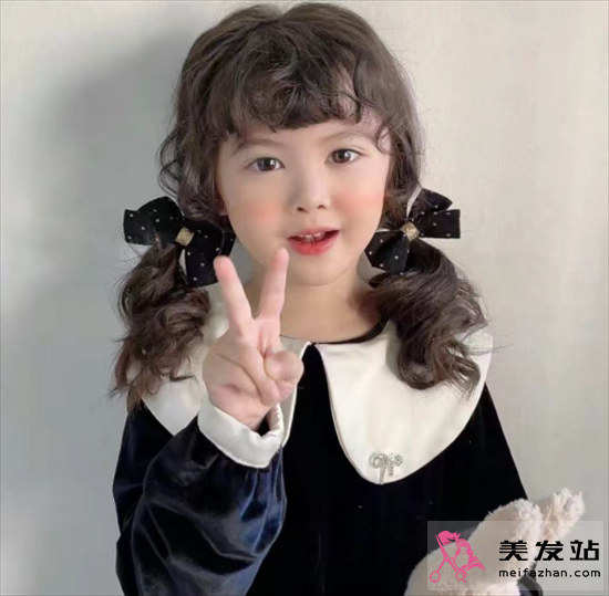 小女孩百變扎發(fā) 五一國慶發(fā)型推薦