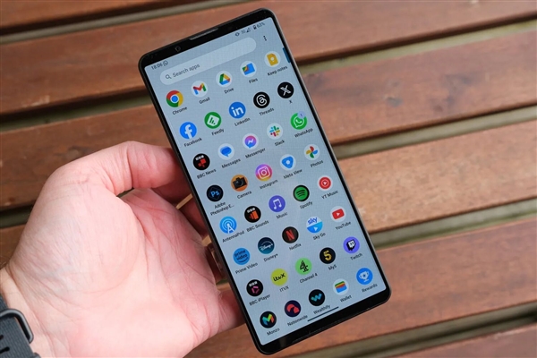 售價過萬！索尼Xperia 1 VI圖賞：無挖孔全面屏 行業(yè)罕見