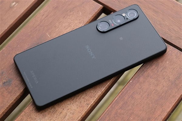 售價過萬！索尼Xperia 1 VI圖賞：無挖孔全面屏 行業(yè)罕見