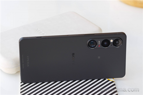 1080P屏+驍龍8 Gen3！曝索尼Xperia 1 VI沒(méi)有國(guó)行版： 港版售價(jià)將近1萬(wàn)元