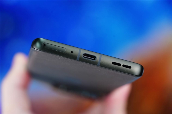 moto首款A(yù)I旗艦！moto X50 Ultra圖賞