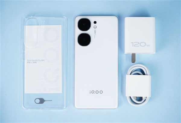 首批搭載天璣9300+！iQOO Neo9S Pro圖賞