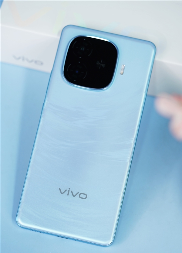 6000mAh超大電池！vivo Y200 GT圖賞