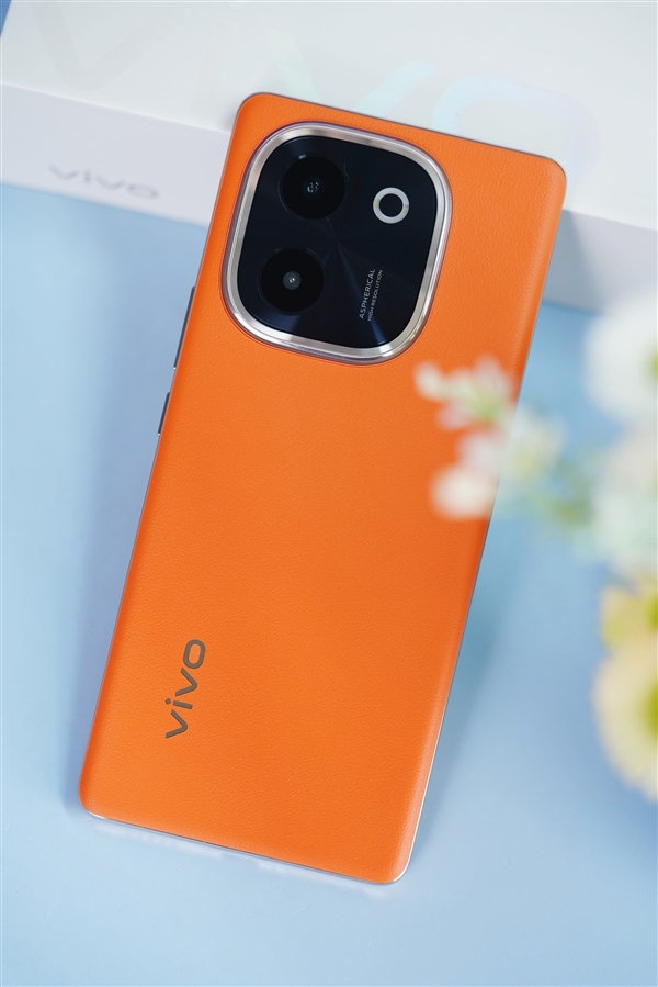 旗艦素皮+6000mAh大電池！vivo Y200圖賞