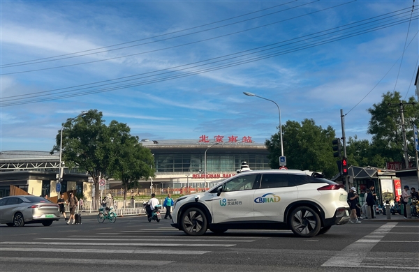 廣州市區(qū)今日起用上無人拉貨
