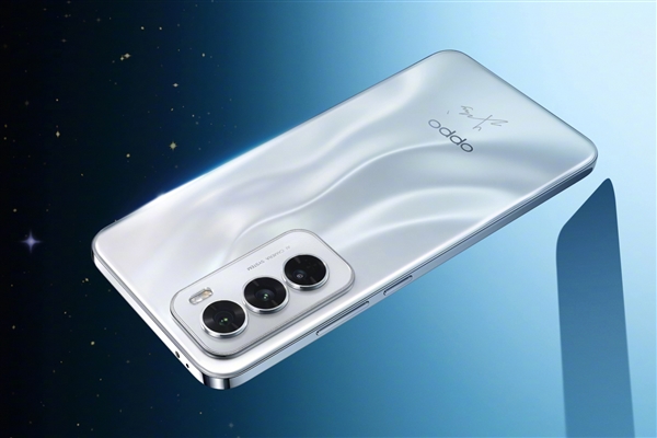 輕薄的等深四曲屏手機(jī)！OPPO Reno12系列亮相