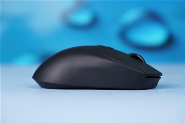 僅有59克！雷柏VT1 PRO MAX雙模無(wú)線鼠標(biāo)圖賞