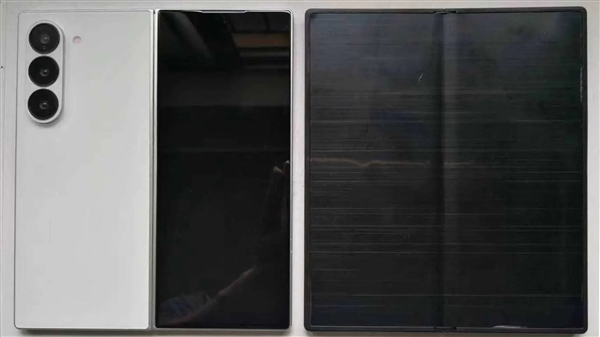 三星Galaxy Z Fold6機(jī)模泄露：機(jī)身進(jìn)一步收窄 整體更方正