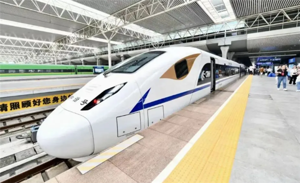巴南高鐵開通運營：全長149公里 成都至巴中快136分鐘