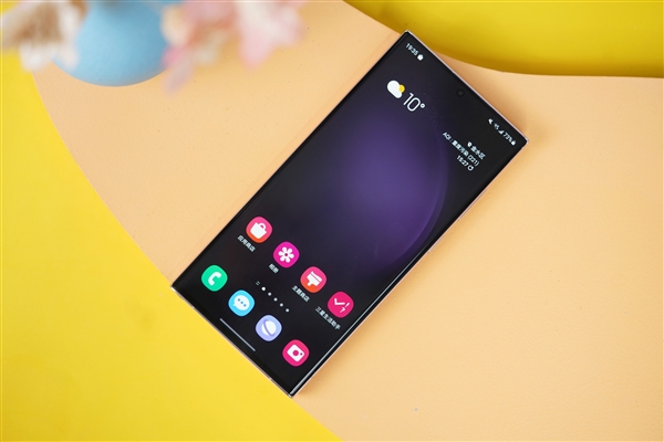 三星Galaxy S25 Ultra外觀變了：邊框更圓潤 將是薄的Ultra手機(jī)