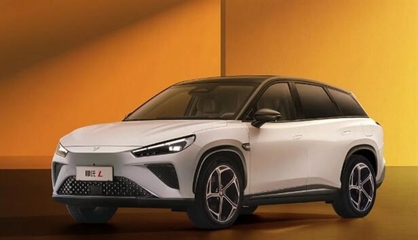 破解自燃難題！哪吒汽車防火專利亮相：車位四周自動噴水滅火