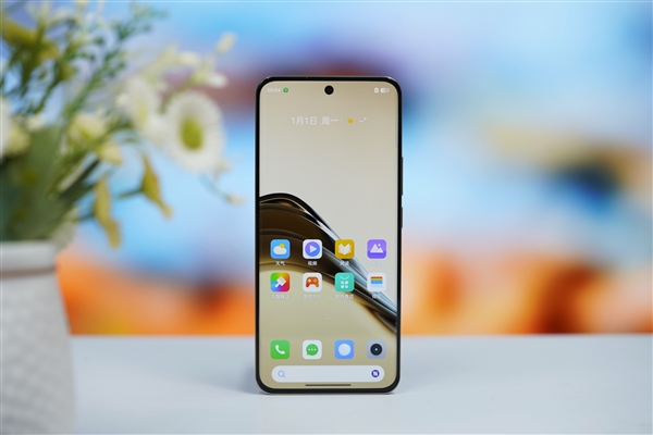 首發(fā)全新索尼超光影潛望長(zhǎng)焦！真我13 Pro+圖賞