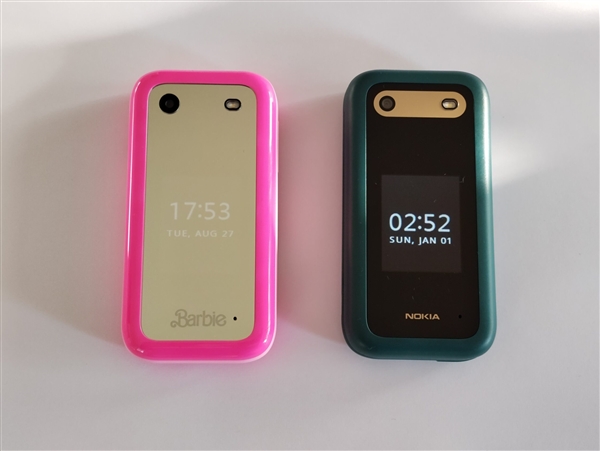 919元！HMD Barbie芭比聯(lián)名翻蓋機(jī)發(fā)布：粉色機(jī)身少女心爆棚