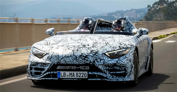 有錢人的大玩具！奔馳AMG PureSpeed上路測(cè)試：2025年全球首發(fā)