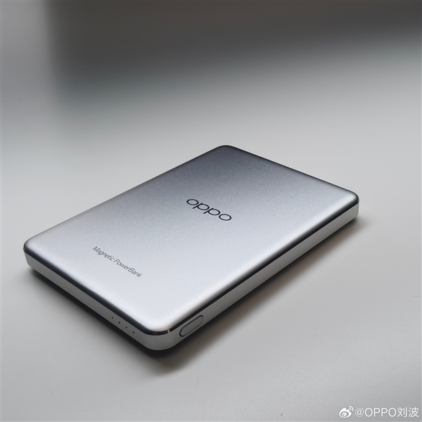 OPPO Find X8標配磁吸生態(tài)：打造大量配件 兼容蘋果設(shè)備