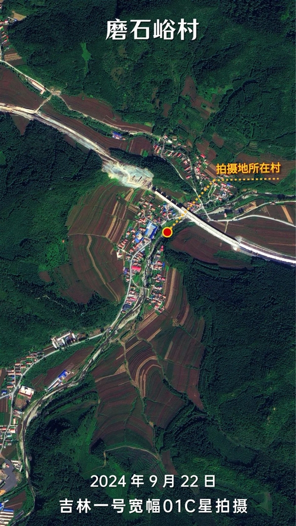 吉林一號衛(wèi)星看“東北雨姐”視頻拍攝基地：人去樓空 都是演戲
