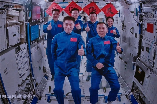 神舟一號發(fā)射整整25年！航天飛機(jī)、載人飛船爭論了3年多