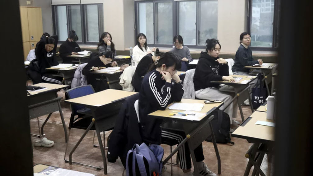 還是當醫(yī)生好？韓國醫(yī)生還在罷工，報考醫(yī)學院的復讀生數(shù)量創(chuàng)21年新高