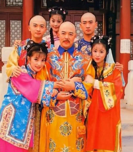 金庸、瓊瑤都走了 80后真的進入中年了