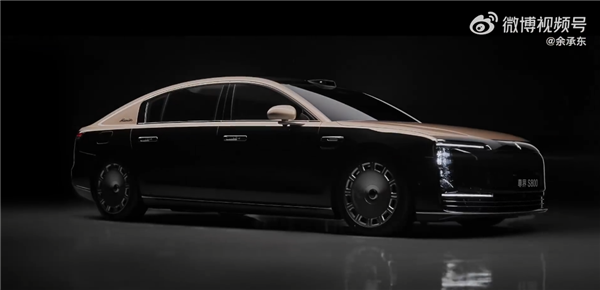 華為百萬級(jí)旗艦轎車！尊界S800黑金雙拼色登場(chǎng)：又尊又壕