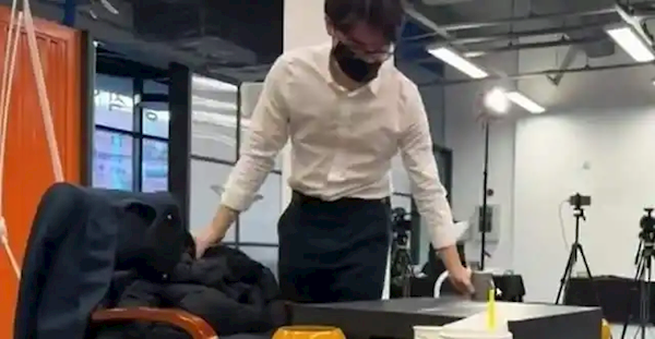 柯潔不接受韓國處罰退賽！棋士連笑發(fā)聲：非常憤怒 咱不受這個委屈了