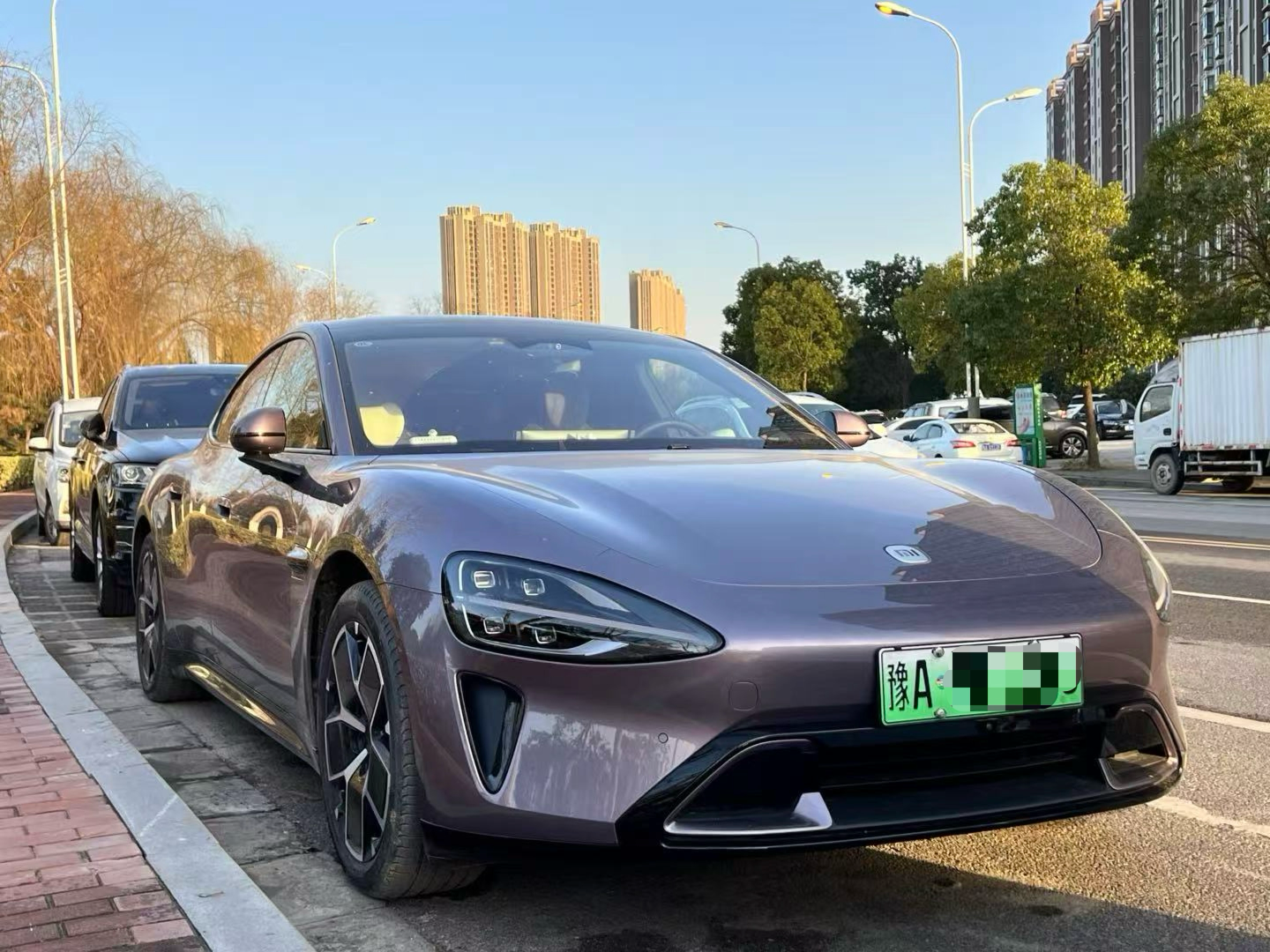 “小米汽車”春節(jié)返鄉(xiāng)，縣城是新能源汽車的藍(lán)海嗎？
