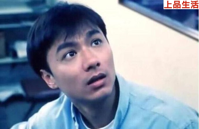 曾經(jīng)被稱為香港第一美男的林俊賢沒想到如今如此落魄！