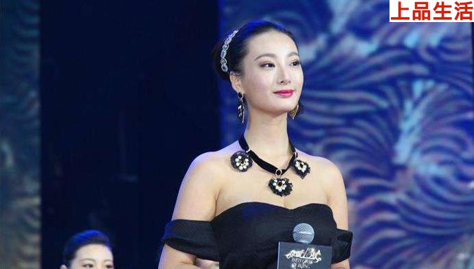 王李丹妮寫(xiě)真