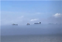 汕頭海面驚現(xiàn)海市蜃樓奇觀 當?shù)貧庀缶郑红F氣低 非海市蜃樓