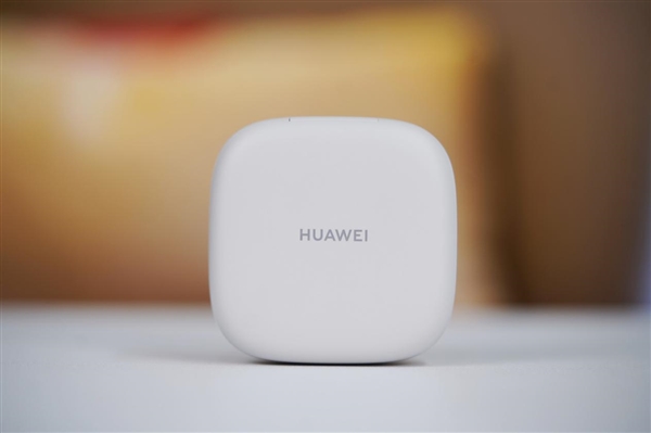 華為首款開(kāi)放式耳掛耳機(jī)！FreeArc圖賞